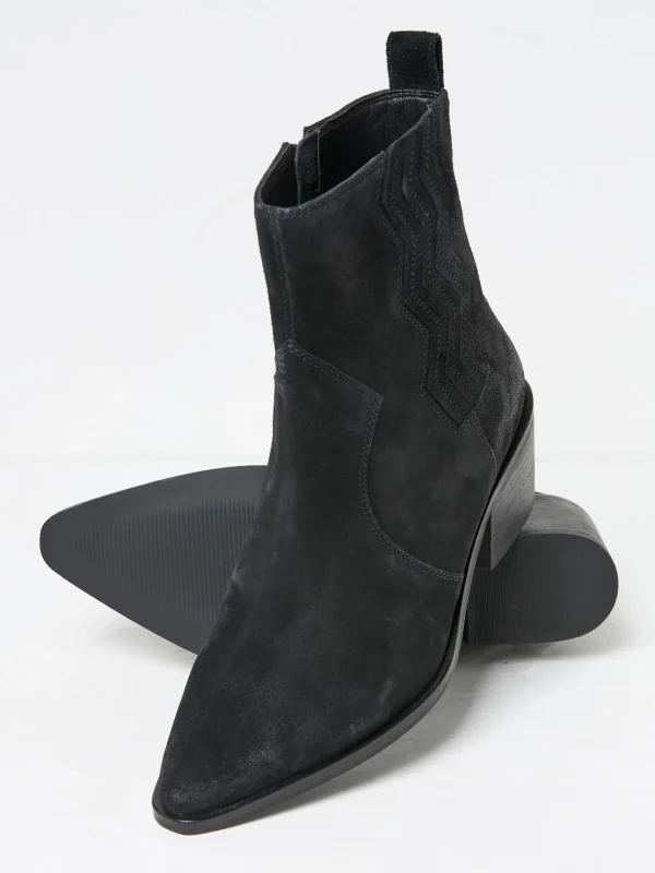 Drea Black Western Boots