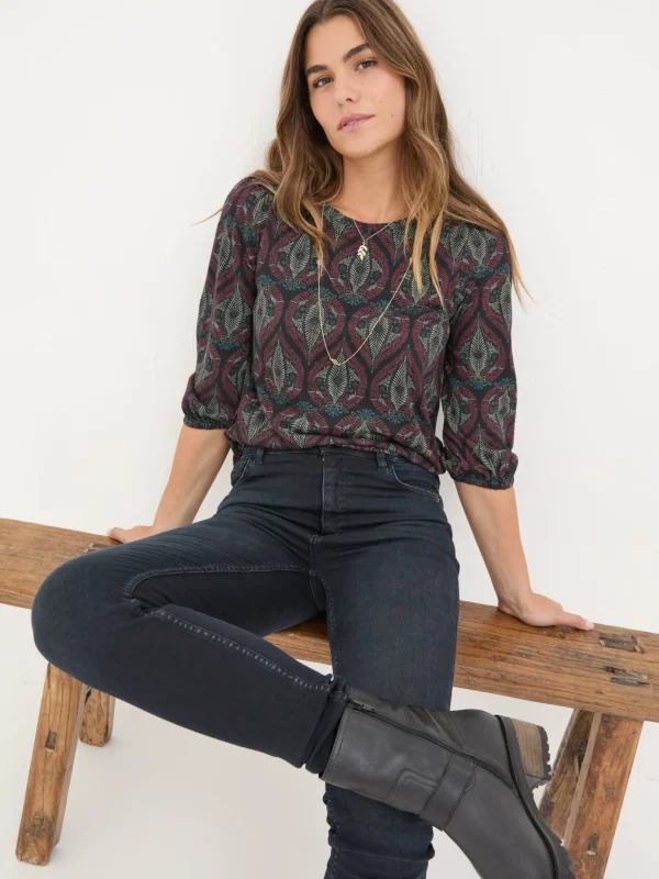 Penny Black Decorative Leaf Top